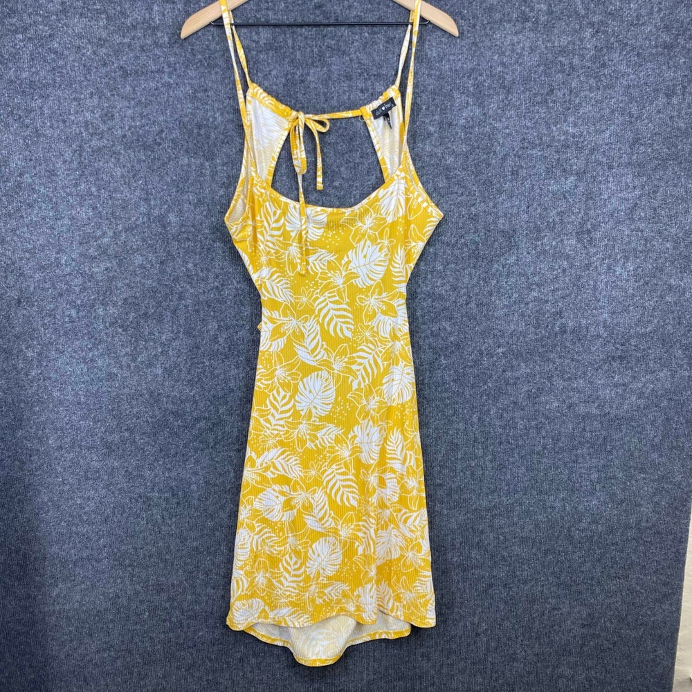 Derek Heart Plus Yellow Tropical Floral Ribbed Mini Dress Side Cutouts 2X